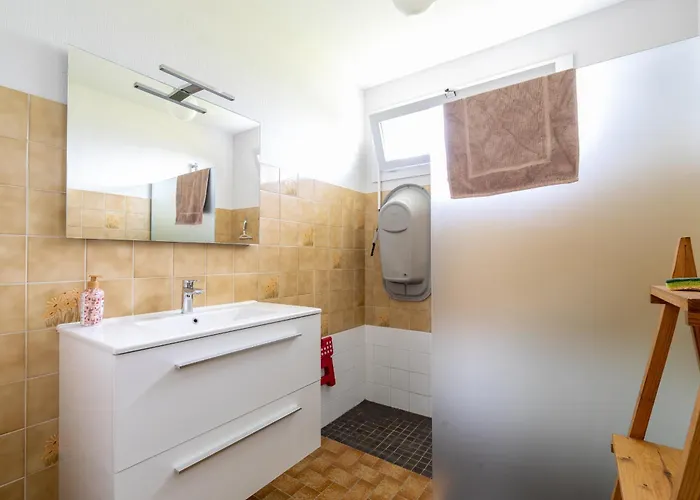 펜션 La Cle Des Champs Saint-Étienne-du-Bois